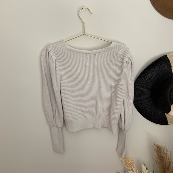 A&F sweater. GUC. No flaws or holes. - Picture 6 of 8